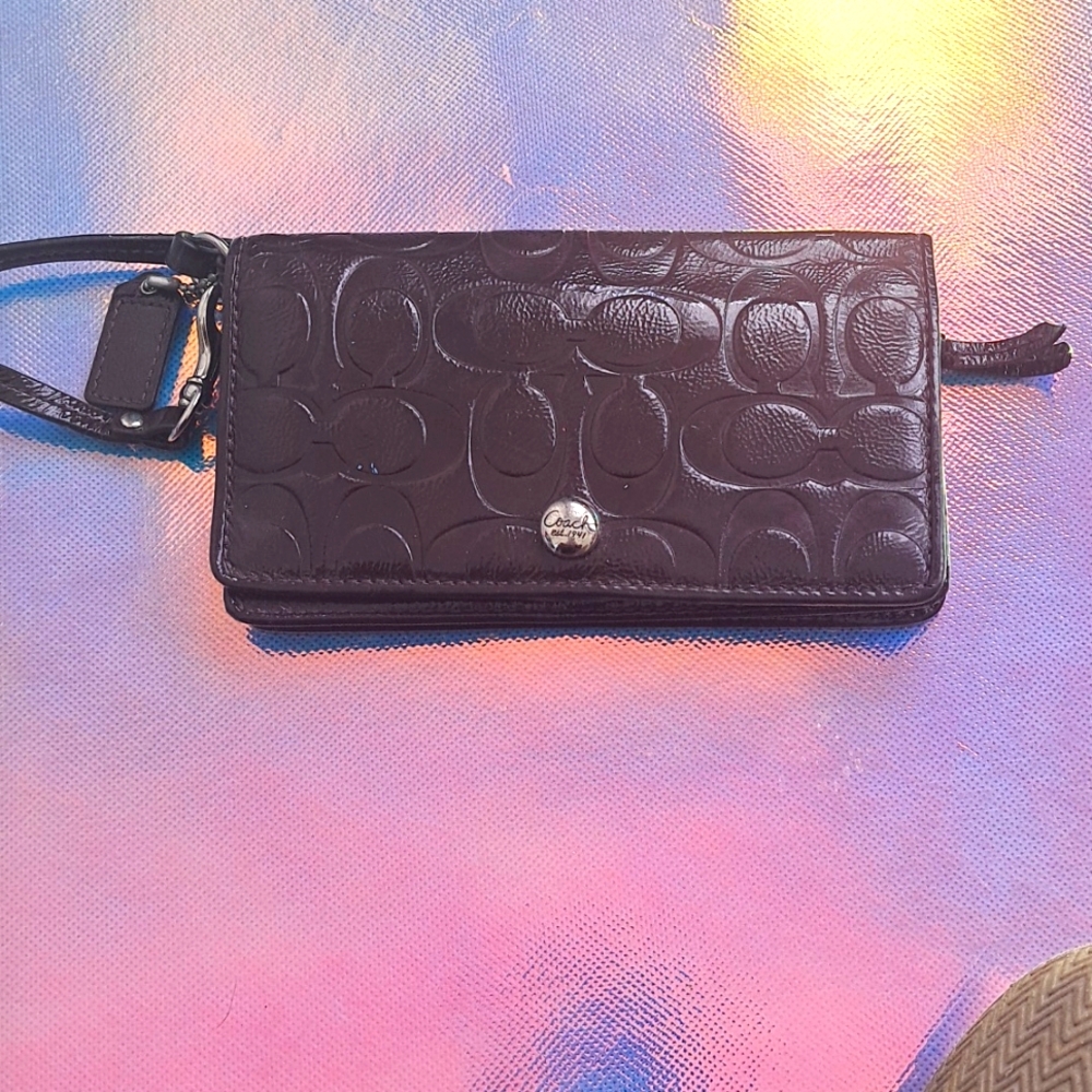 Coach Wristlet Purple Patent Leather